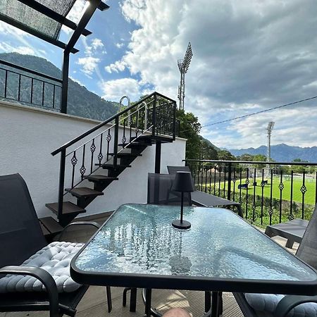 Sunshine Apartment With Private Pool And Parking Kotor Zewnętrze zdjęcie