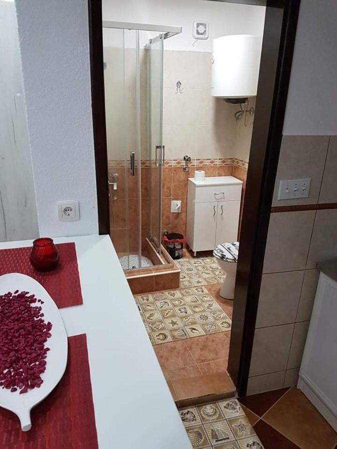 Sunshine Apartment With Private Pool And Parking Kotor Zewnętrze zdjęcie