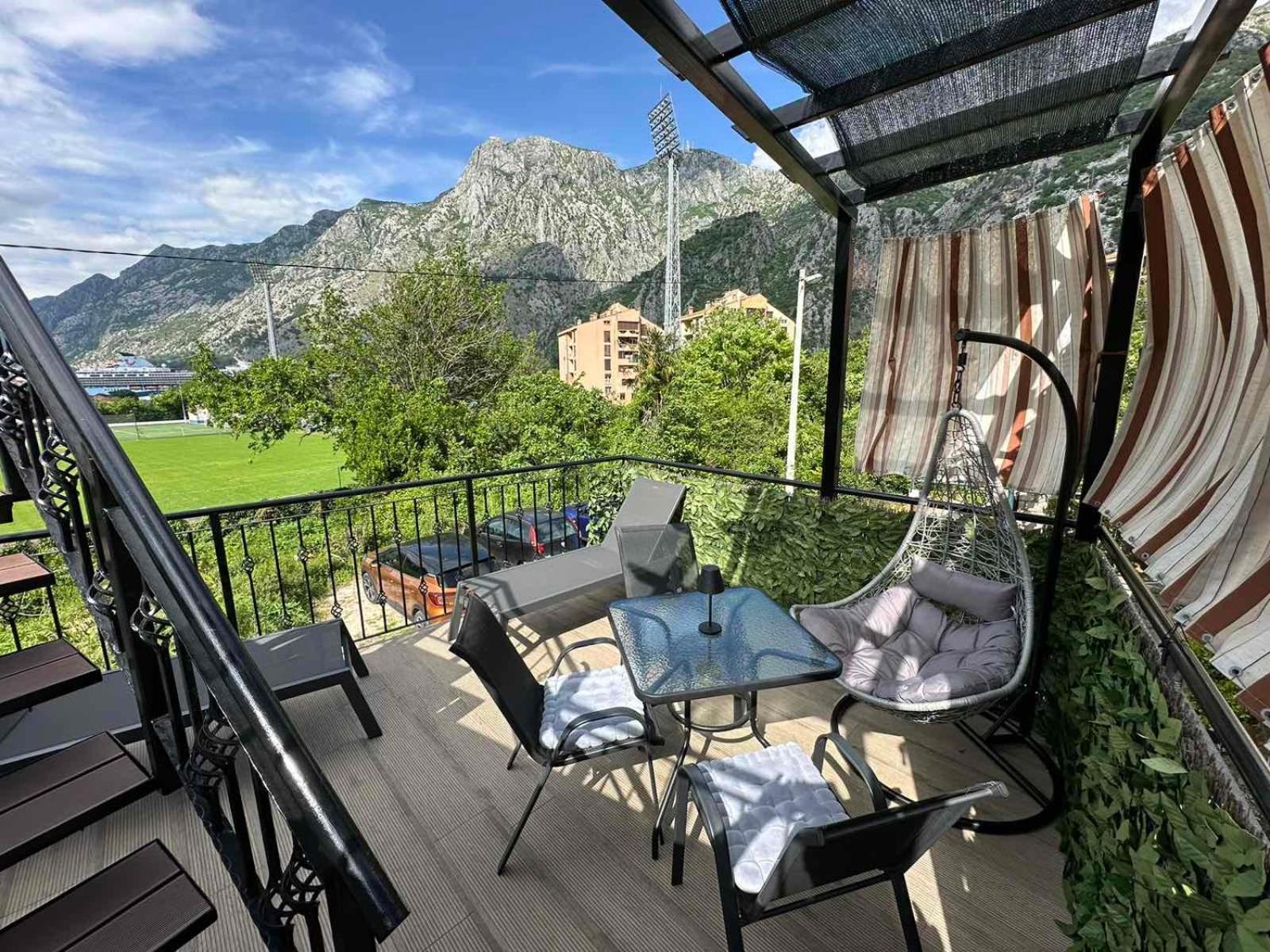 Sunshine Apartment With Private Pool And Parking Kotor Zewnętrze zdjęcie